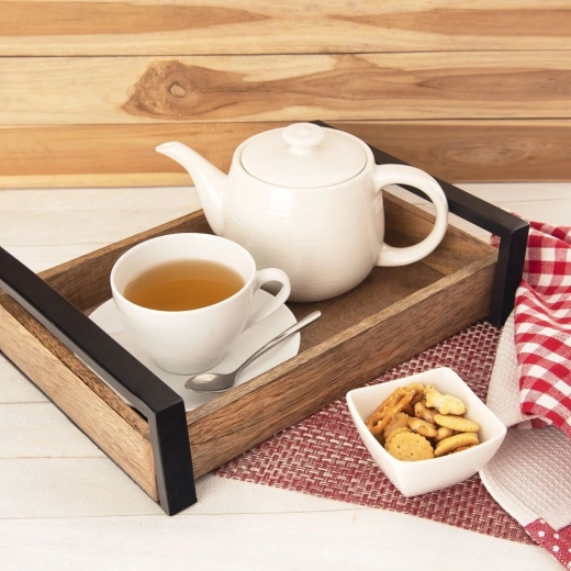 Stilno serviranje pijač in dobrot