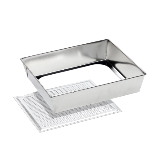 Removable base for effortless release of baked goods