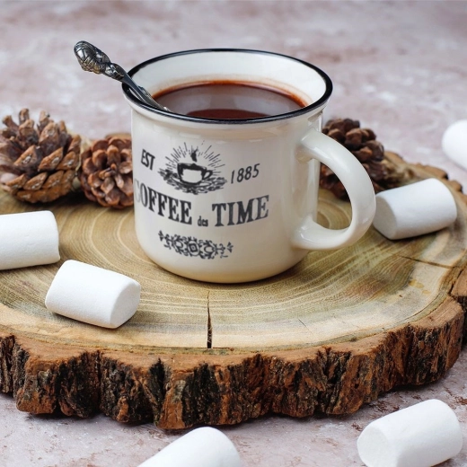 Kompaktna prostornina 160 ml za espresso in flat white