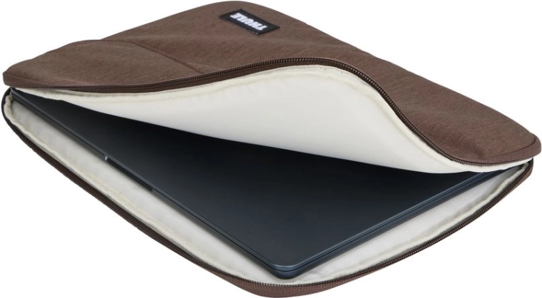Protezione su misura per notebook sottili