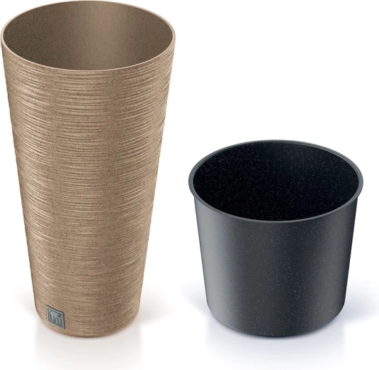 Insert intérieur pour un entretien facile des plantes