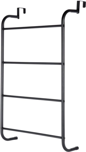 Cztery poziomy na więcej ręczników