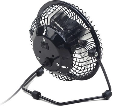 USB napajanje i praktična sklopka