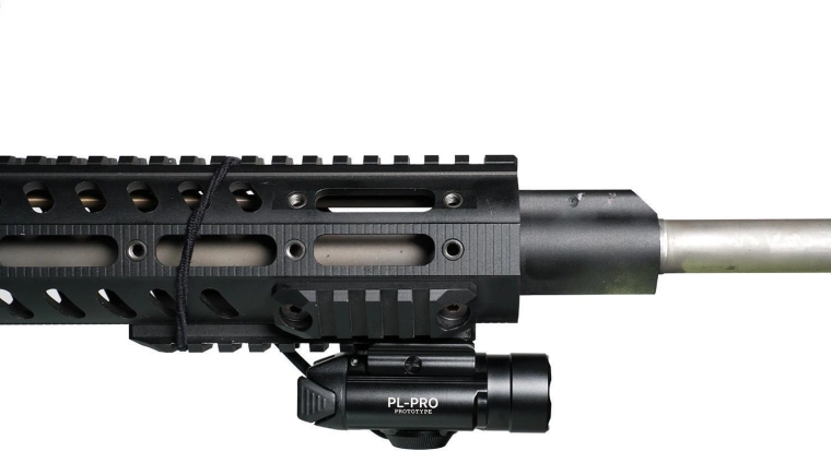 Montaggio a sgancio rapido su guida da 22 mm