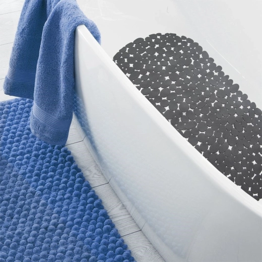 Univerzální tvar do vany i sprchy