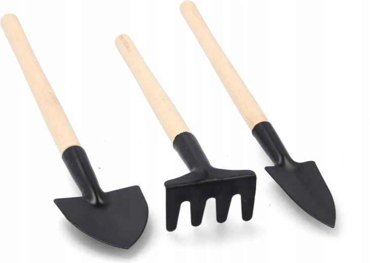 Têtes métalliques résistantes, manches en bois confortables