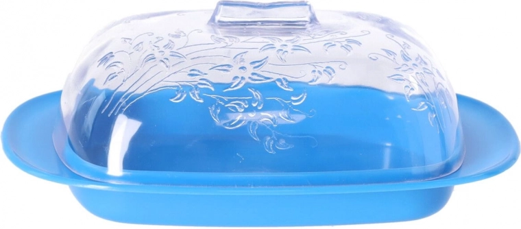 Kompaktní rozměry do lednice i na stůl