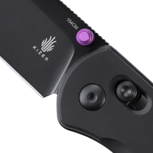 Premium 154CM steel for everyday performance