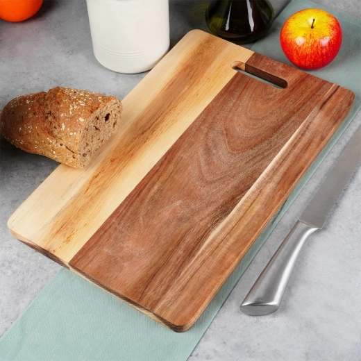 Versatile use: cutting and serving