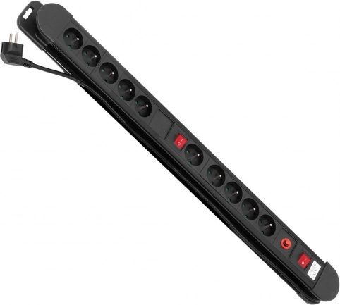 Maclean Energy Power Strip with 10 Sockets