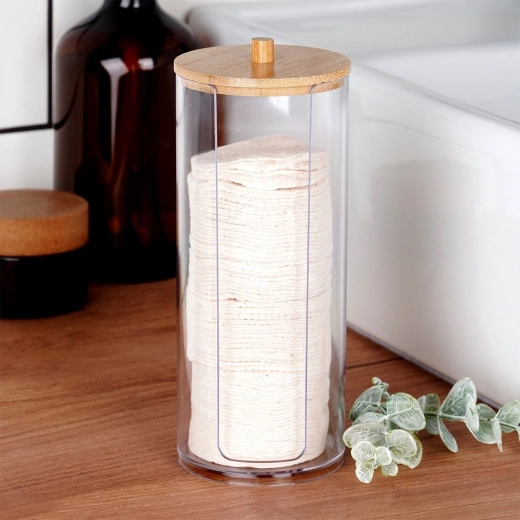 Natural bamboo lid against dust