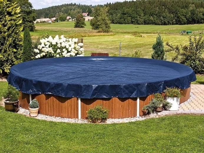 Cleaner pool without debris throughout the season