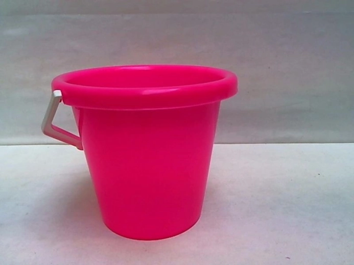 Classic large bucket