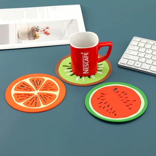 Sæt med PVC-glasbrikker 15 cm – 3 stk., mix af designs