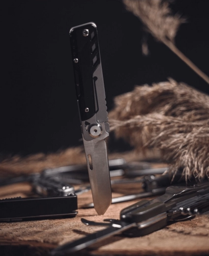 Pentagon Odin camping multifunction tool with scissors Tac Maven black