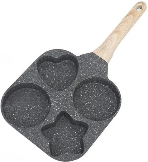 Padella per uova e pancake con quattro stampi per induzione e gas