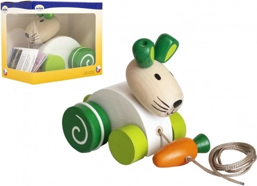 Træktrækanin i træ med gulerod til de første skridt