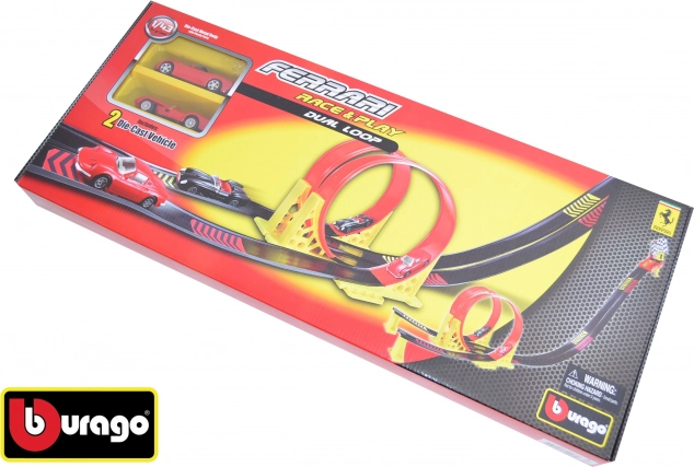 Bburago Ferrari Race & Play dobbelt loop med 2 biler og transportboks 1:43