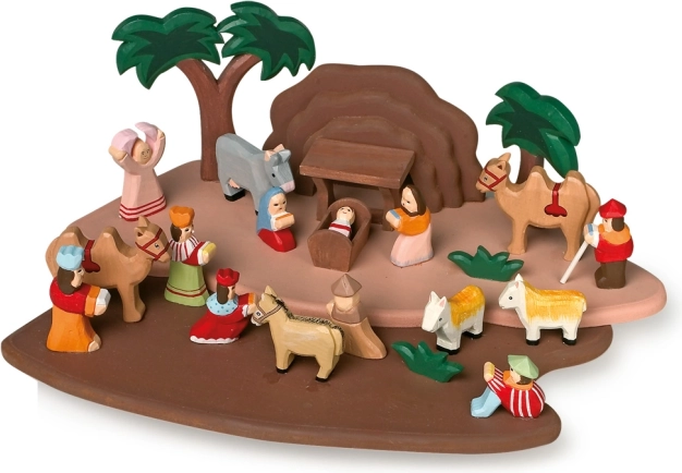 Presepe in legno con figurine per bambini small foot