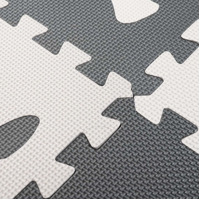 Soft, non-slip play every day
