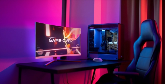 Curved Monitor 31.5 inches with VA Panel and Ambiglow
