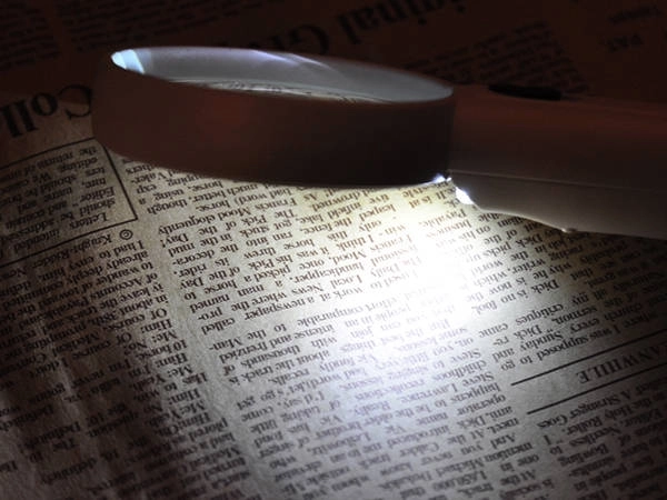 READING MAGNIFIER 3x OPTICAL GLASS