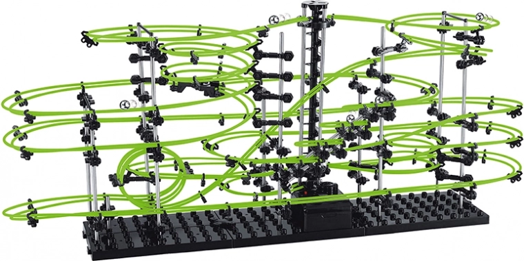 Spiralno dvigalo vrača krogle na začetek