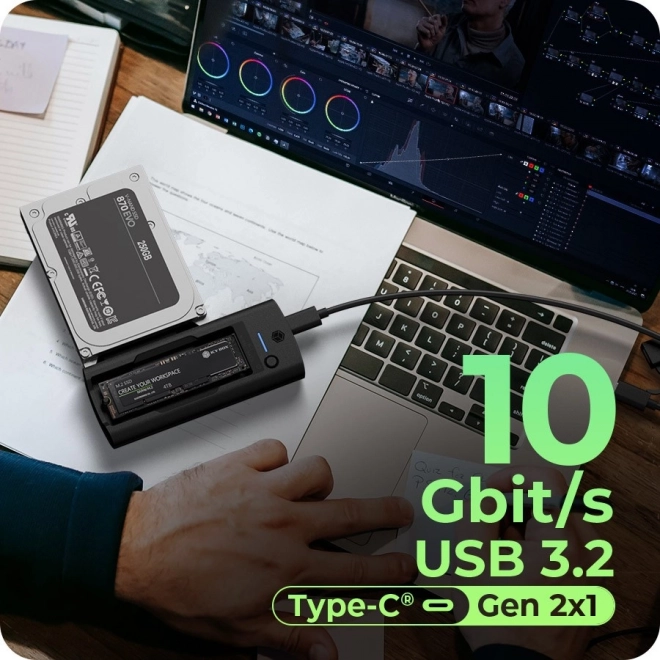 Docking Station for M.2 and SATA SSDs with High-Speed USB 3.2