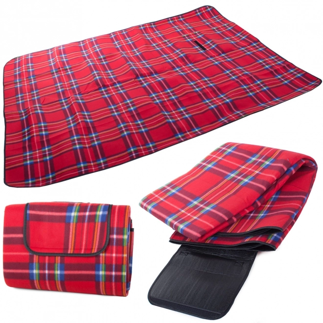 Folding Picnic Blanket Red 150 x 200 cm