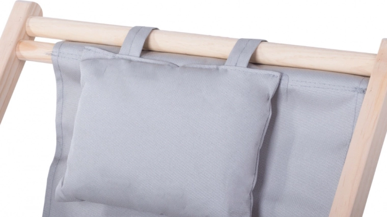 Udoben podglavnik in enostavno zlaganje