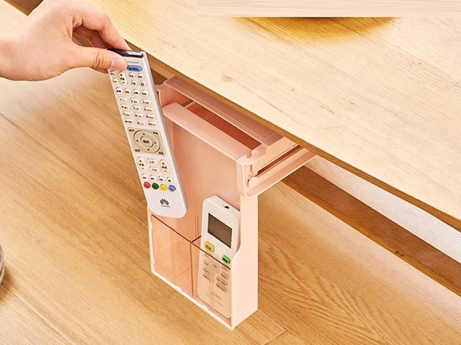 Úložný box s výsuvnou policí pod stolem