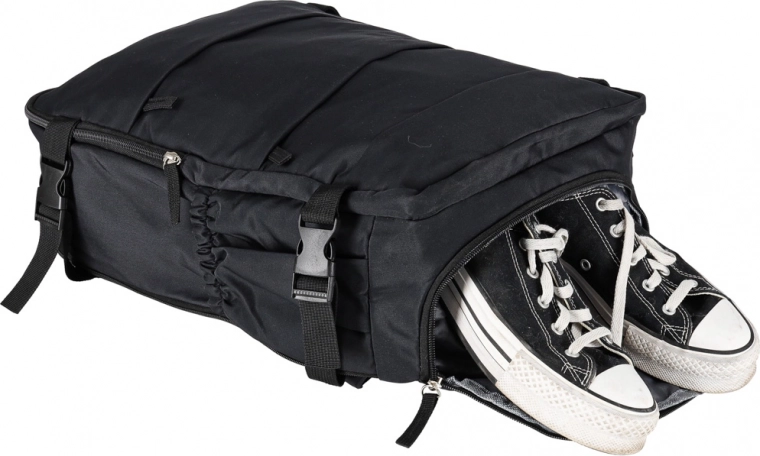 Separates Fach für Schuhe