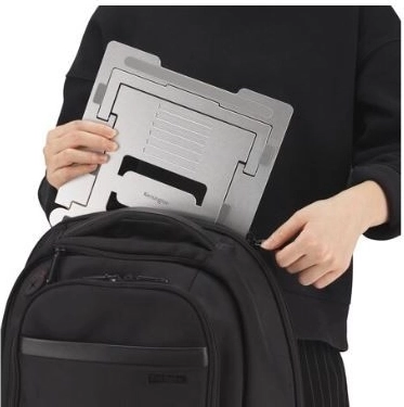 Lehký, skládací a cestovní