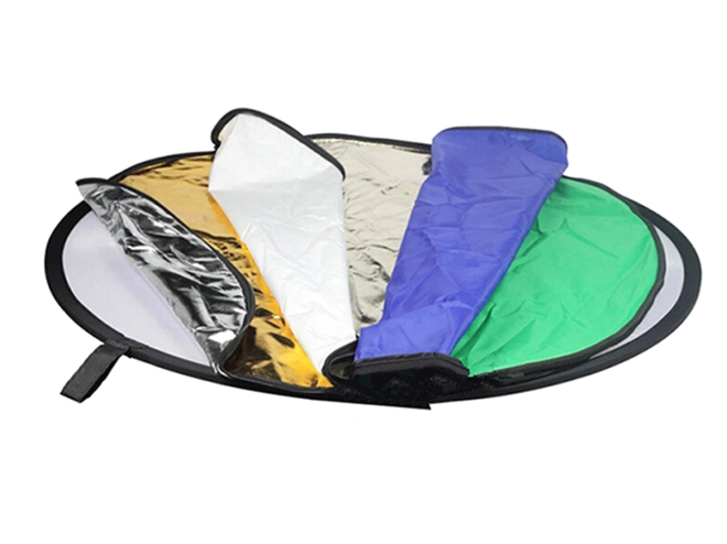 Integrated diffuser for soft, even light