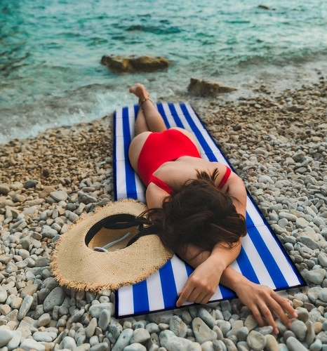 Comfort on Pebble Beaches