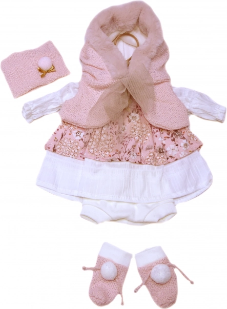 Five parts outfit