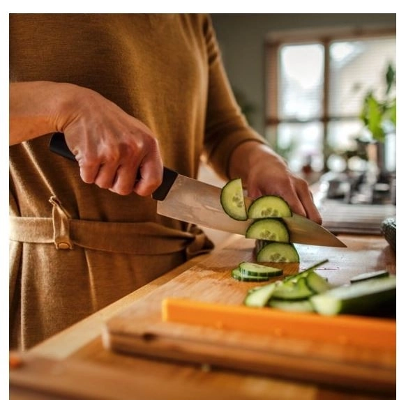 Chef's Knife 20 cm by Fiskars Functional Form