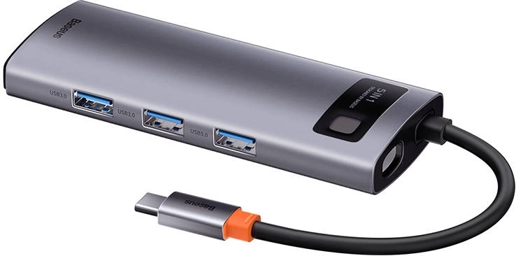 Tre USB 3.0 per trasferimenti fulminei