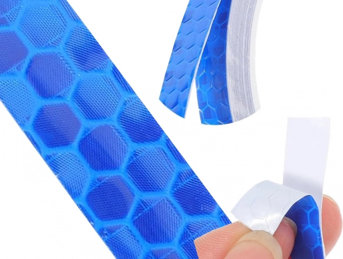 Močan oprijem in enostavna namestitev