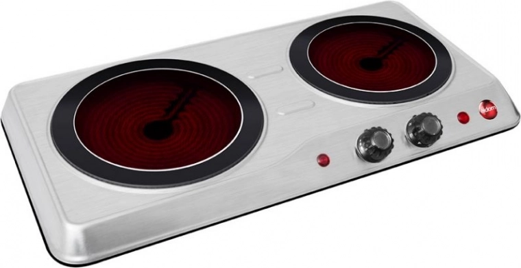 Two hot plates for versatile cooking