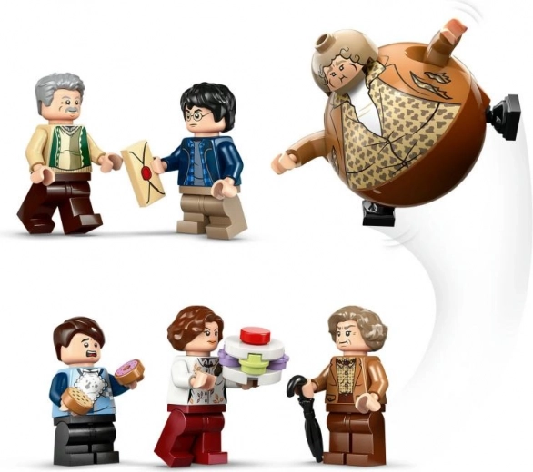 Iconic minifigures and scenes