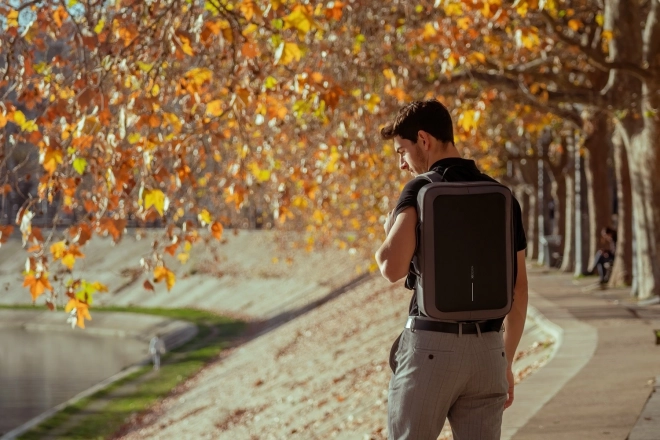 Anti-theft Backpack Bobby Bizz 2.0 Grey