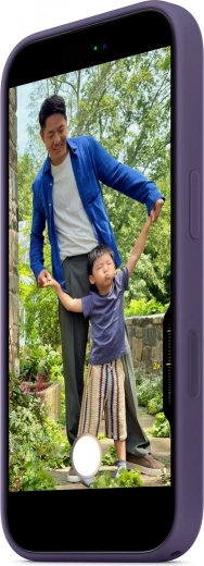 MagSafe for quick attachment and charging