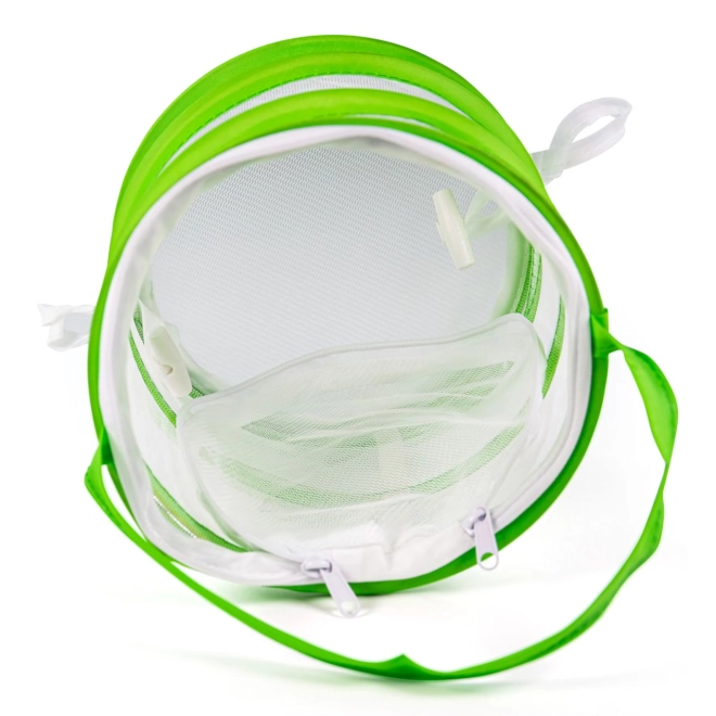 Lightweight, breathable mesh with comfortable handles
