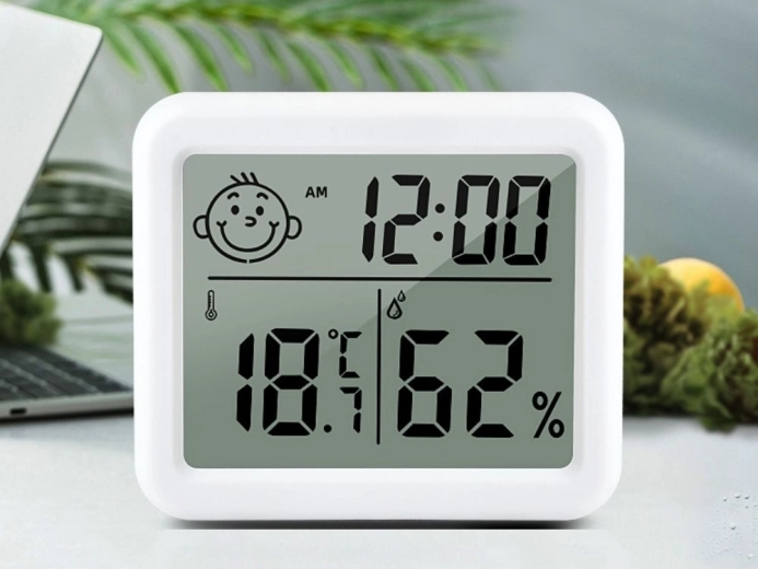 Velik in pregleden LCD zaslon