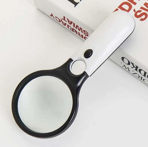Magnifying Glass with LED Light