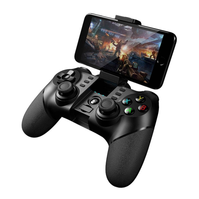 Držák na smartphone pro hraní kdekoliv