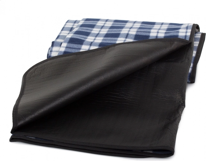 Suho in toplo zaradi nepremočljive spodnje plasti