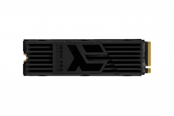 Fast PCIe 4x4 interface