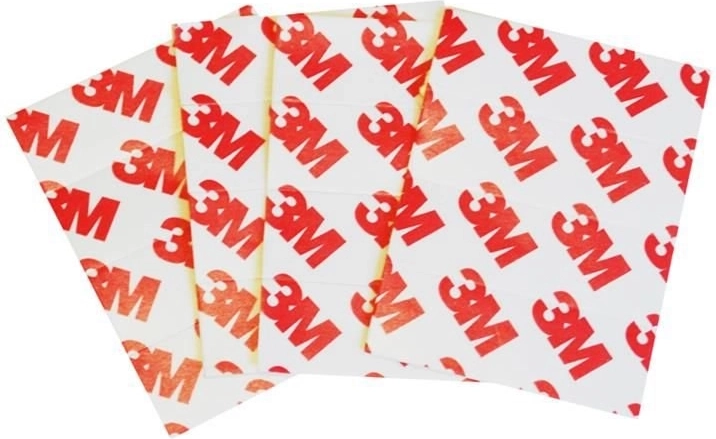 Łatwa instalacja z mocną taśmą